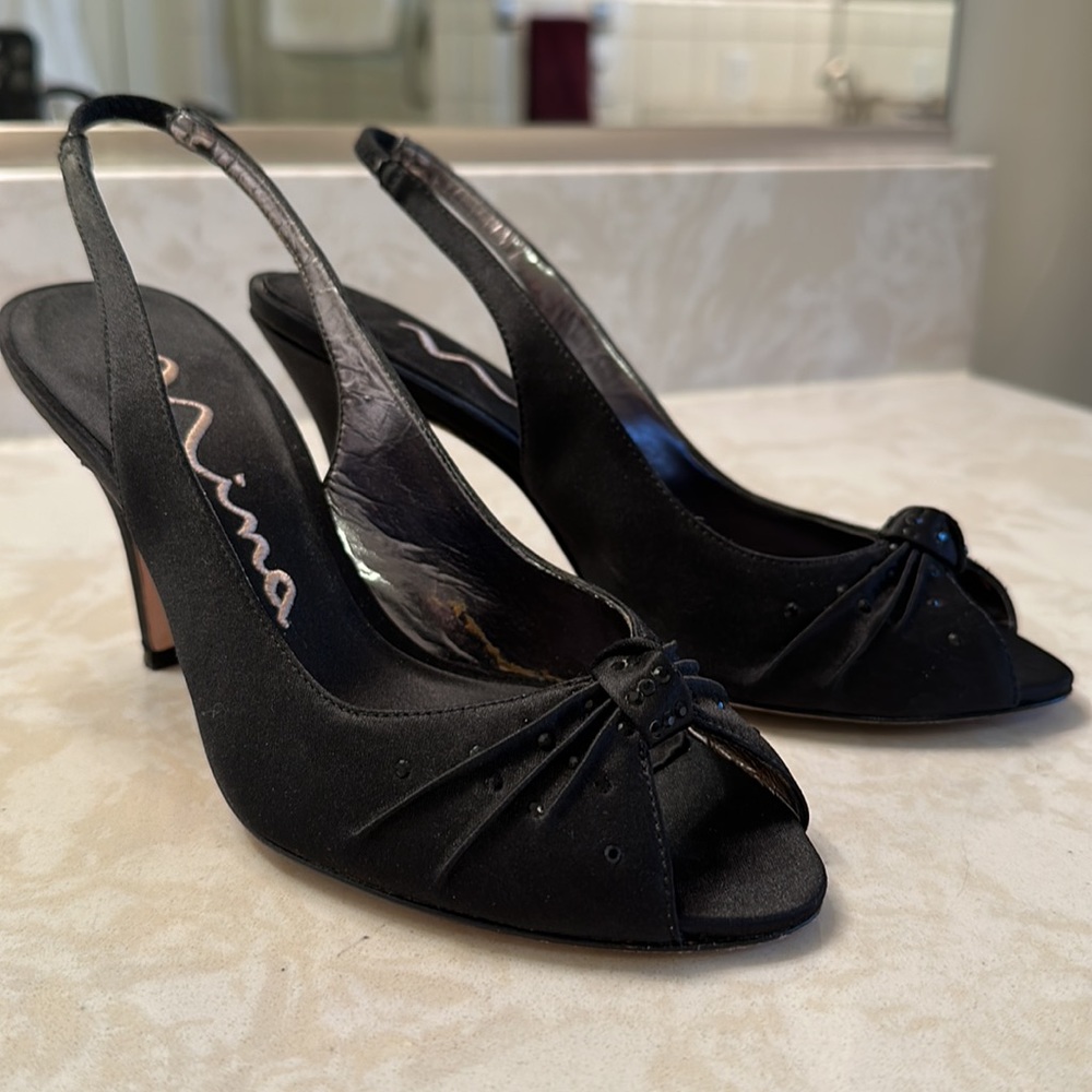 Nina Flo Black Lustre Sparkle Toe Heels 5.5M